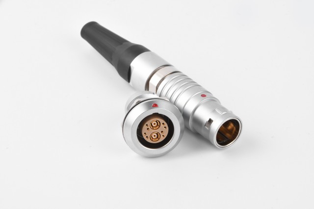 圓形連接器航空插頭插座選購(gòu)注意事項(xiàng)